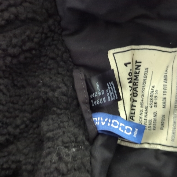 Men Coat Extra Large - Picture 6 of 6